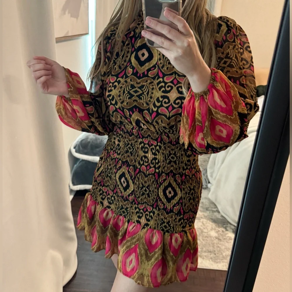 Bohemian Patterned Dress with Bell Sleeves - Picture 5 of 10